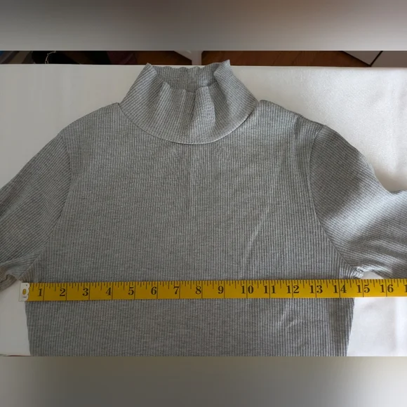 NWT Lulu's Heather Gray Long Sleeve Bodysuit - Picture 8 of 8